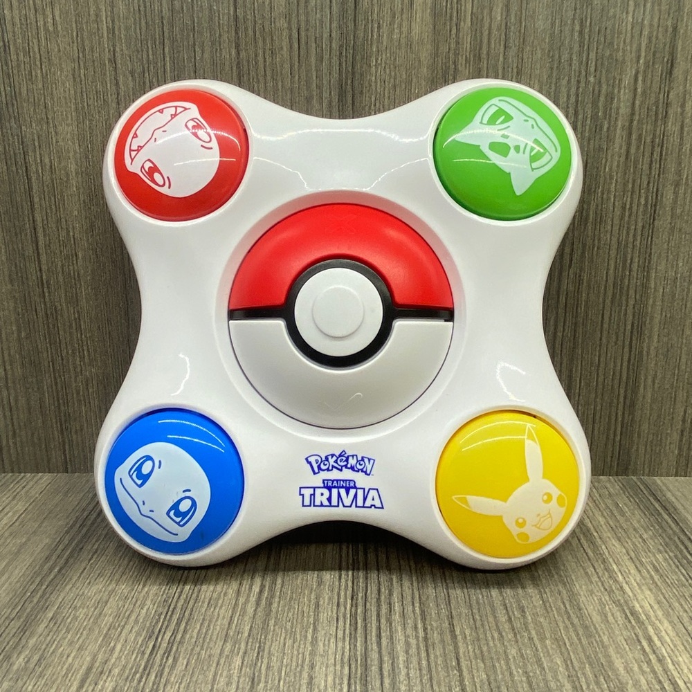 Pokémon Trainer Handheld Trivia Game Electronic 1000 Questions - Picture 1 of 10